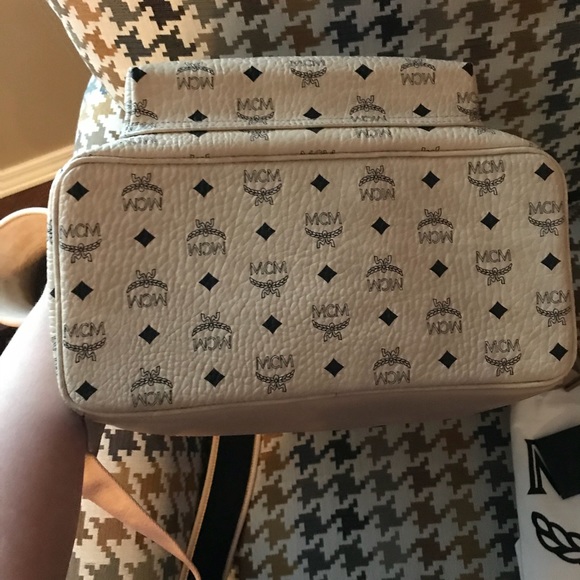 Mcm stark backpack - Picture 5 of 8